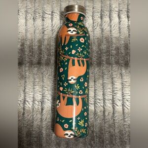 NEW Manna 20oz. Sloth Water Bottle